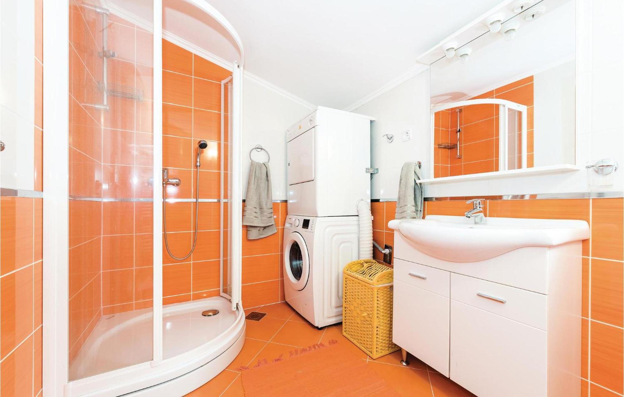 Nice Home In Sibenik With Kitchen Exterior foto